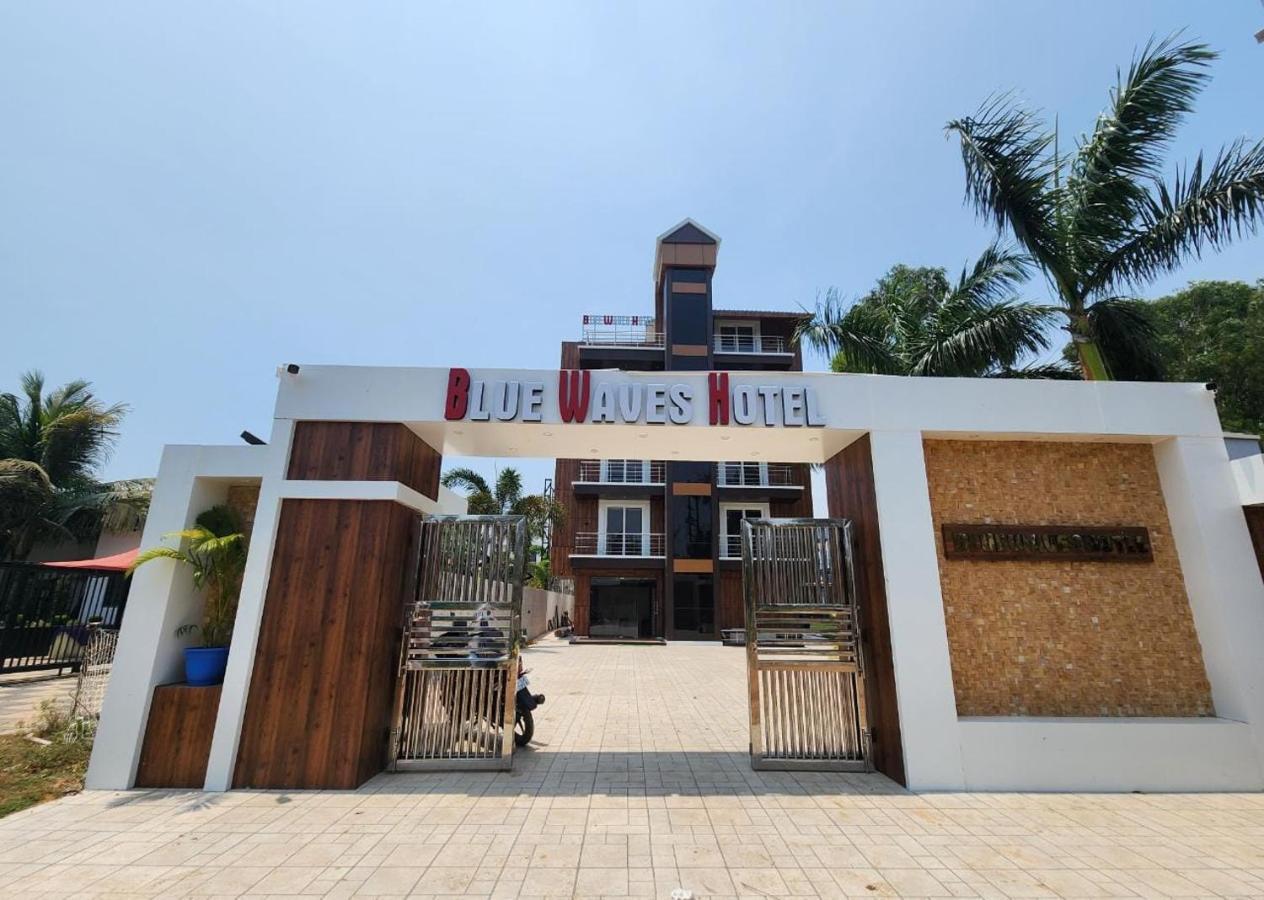 Blue Waves Hotel Tajpur エクステリア 写真